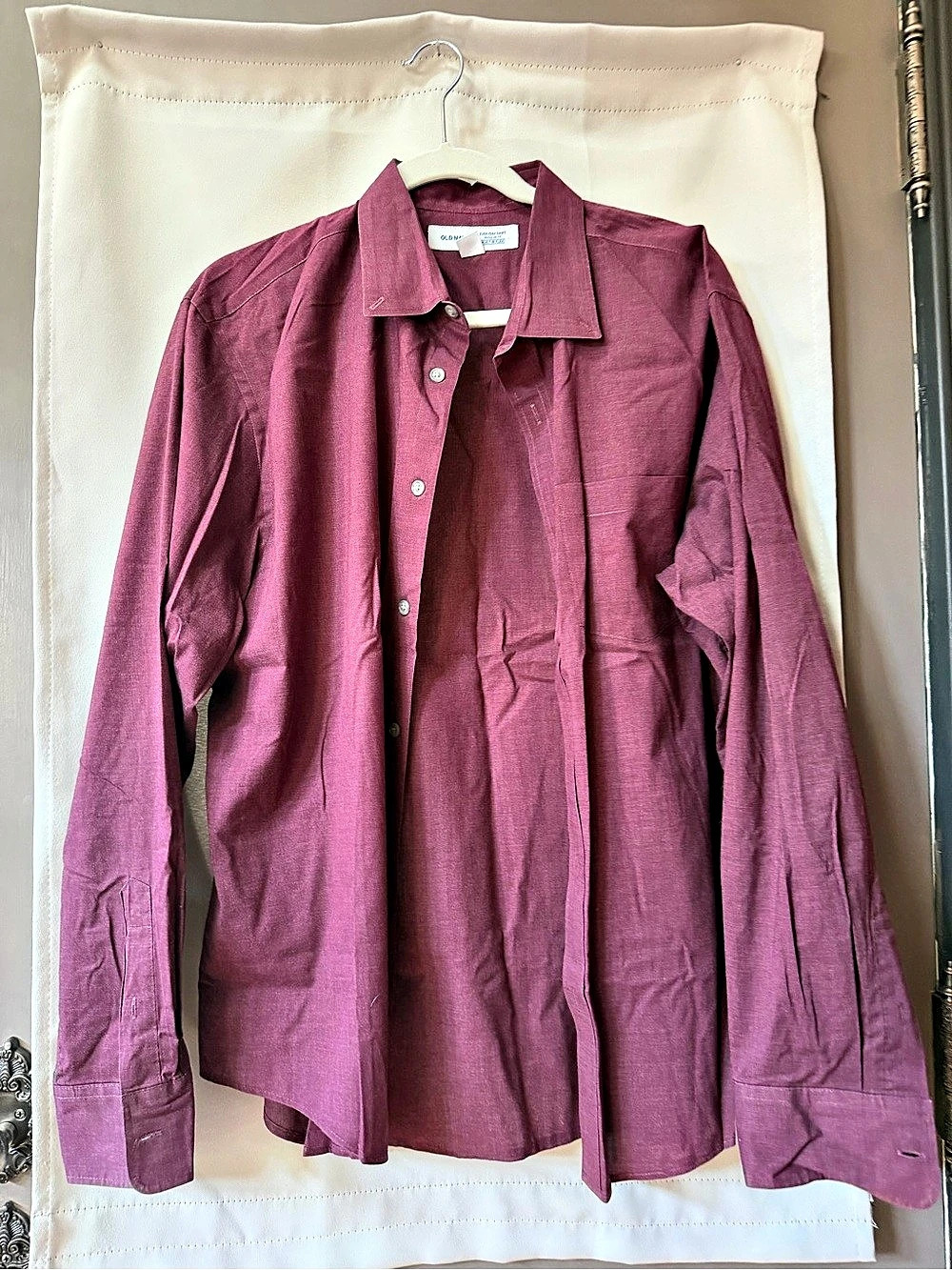 Old Navy Red Everyday Shirt Regular Fit Built-In Flex Men's